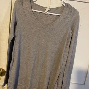 Aeropostale light gray long sleeve tee
